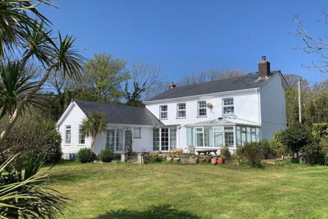 Goonhavern, Truro, TR4 9JT 4 bed property with land for sale