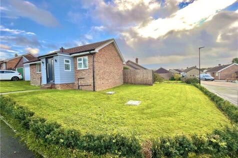 Merrie Gardens, Sandown, Isle of Wight 1 bed bungalow for sale