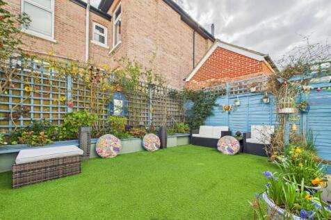 Campbell Road, Southsea, PO5 5 bed semi