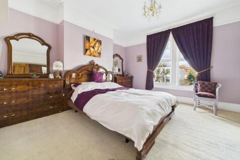 Campbell Road, Southsea, PO5 5 bed semi