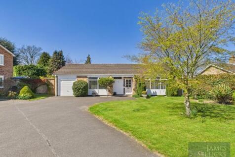 Landscape Drive, Evington, Leicester 2 bed detached bungalow for sale