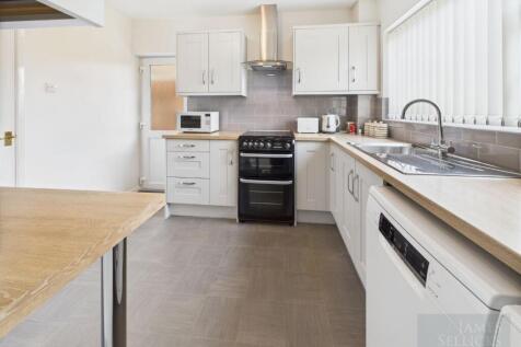 Newhaven Road, Evington, Leicester 3 bed detached house for sale