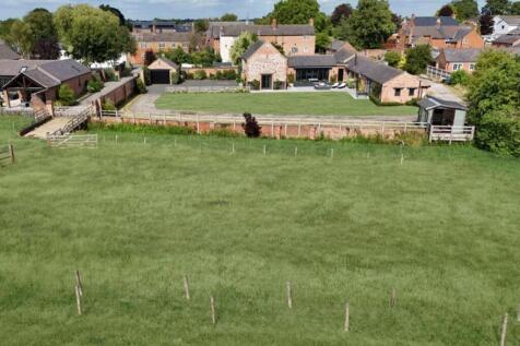 River Lane, Kilby, Leicestershire 5 bed barn conversion for sale