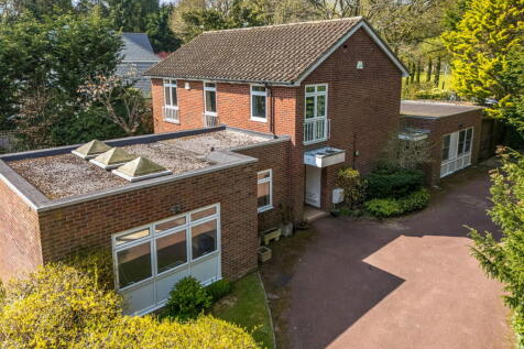 Hither Chantlers, Langton Green... 3 bed detached house for sale