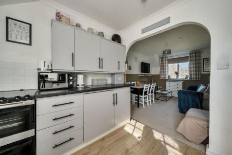 St Martin, Ashurst 1 bed flat for sale