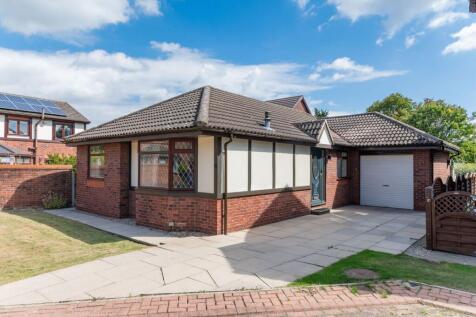 Silcoates Drive, Wrenthorpe, WF2 3 bed detached bungalow for sale