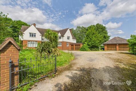 Stockings Lane, Upper Longdon 4 bed detached house for sale