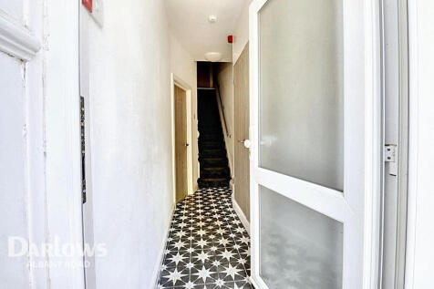 Connaught Road, Cardiff 2 bed apartment for sale