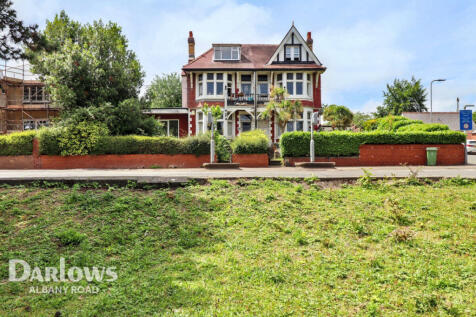 7 bedroom semi-detached house for sale