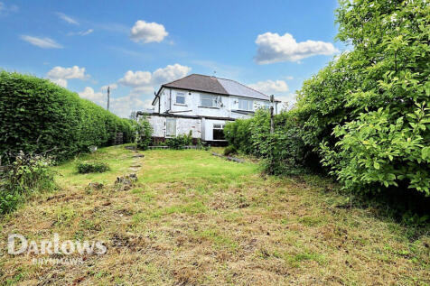 3 bedroom semi-detached house for sale