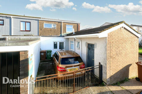 Buxton Court, Caerphilly 3 bed end of terrace house for sale