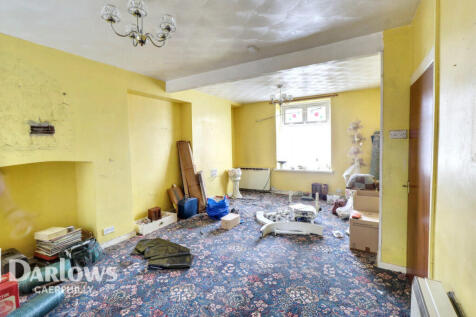 Grove Terrace, Caerphilly 3 bed terraced house for sale