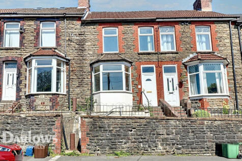 High Street, Caerphilly 3 bed terraced house for sale
