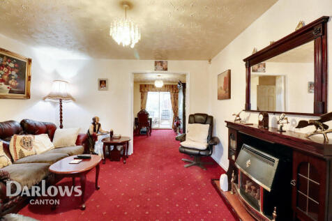 Powderham Drive, Cardiff 3 bed detached house for sale