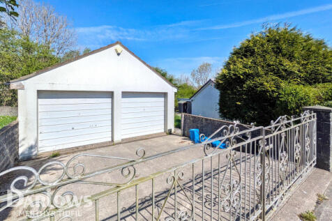 Clwydyfagwyr, Merthyr Tydfil 3 bed detached bungalow for sale