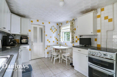 Billingham Crescent, Merthyr Tydfil 3 bed semi