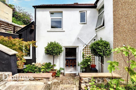 Brynteg, Treharris 3 bed end of terrace house for sale