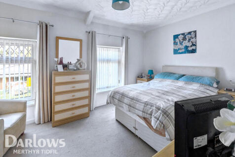 Poplar Terrace, Merthyr Tydfil 2 bed terraced house for sale