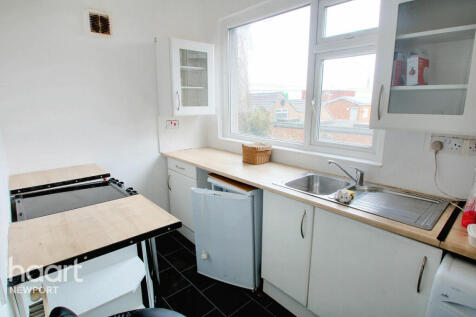 Commercial Road, Newport 2 bed apartment for sale