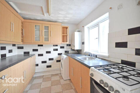 Ogmore Crescent, NEWPORT 1 bed apartment for sale
