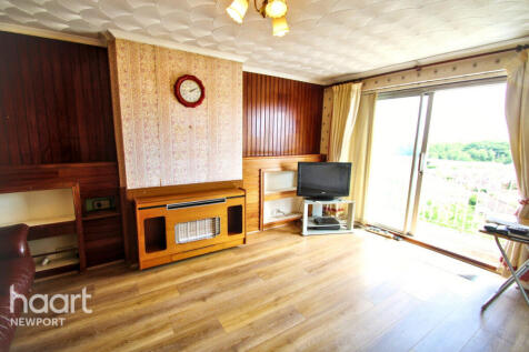 Lawrence Hill Avenue, Newport 2 bed semi