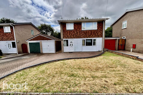 Waterside Close, Newport 3 bed detached house for sale