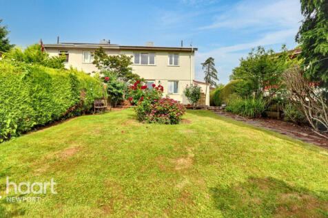 Stelvio Park Drive, Newport 3 bed semi
