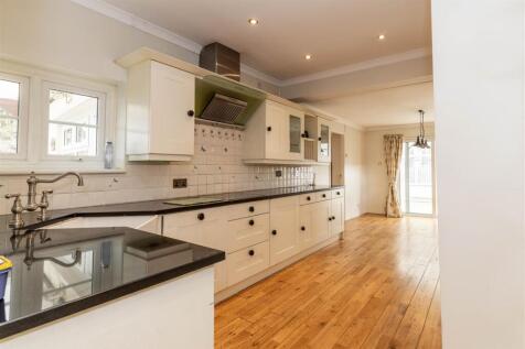 3 bedroom semi-detached bungalow for sale