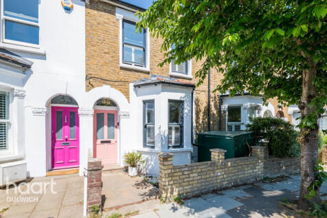 Goodrich Road, London 4 bed terraced house for sale