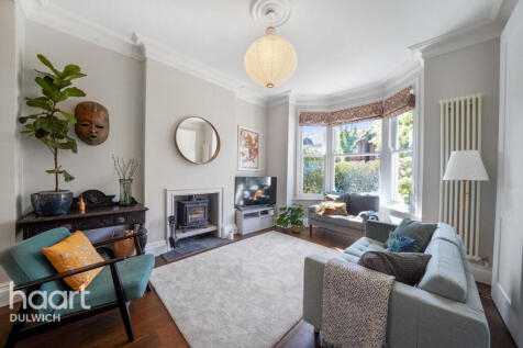 5 bedroom town house for sale