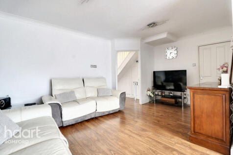 Gorseway, Romford, RM7 0SA 5 bed end of terrace house for sale