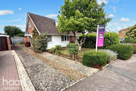 Priory Road, Wellingborough 2 bed semi