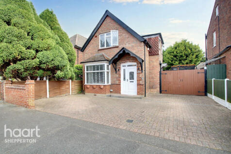 Cambridge Road, ASHFORD 3 bed detached house for sale