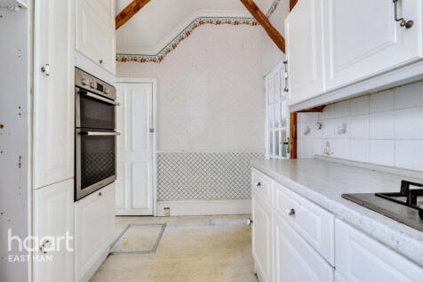Lonsdale Avenue, London 3 bed terraced house for sale