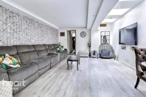Milton Avenue, East Ham 3 bed terraced house for sale