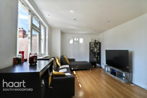 Chigwell Road, South Woodford 1 bed flat for sale