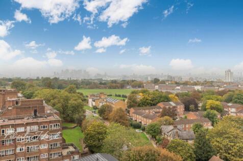 Nightingale Vale, London 2 bed flat for sale