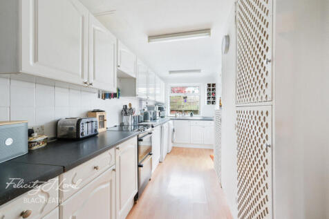Moordown, LONDON 3 bed terraced house for sale