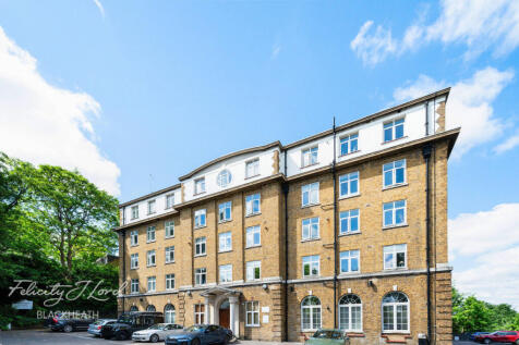 Vanbrugh Hill, London SE3 1 bed apartment for sale