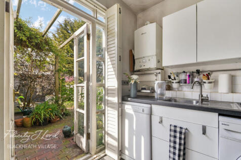 Abernethy Road, London 2 bed apartment for sale