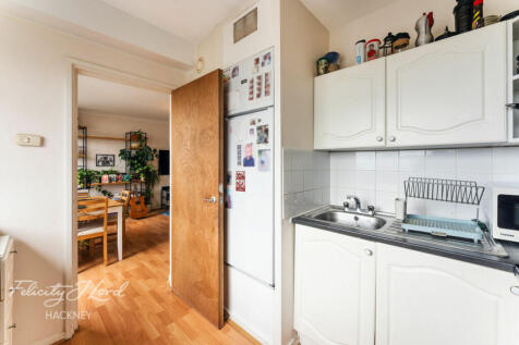 Daubeney Road, Clapton, E5 1 bed flat for sale
