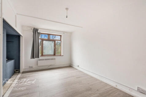 Overbury Street, London E5 3 bed flat for sale