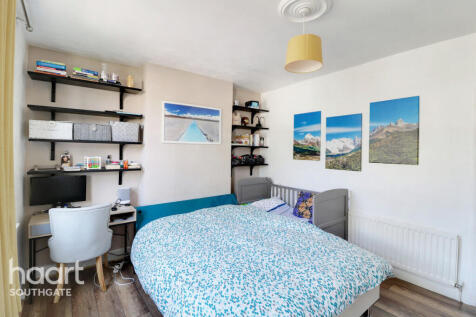Clive Road, London 3 bed terraced house for sale