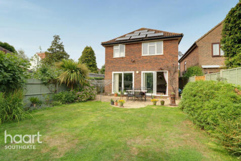 Bearwood Close, Potters Bar 4 bed detached house for sale