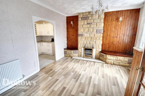 Aelybryn, Pontypridd 3 bed terraced house for sale