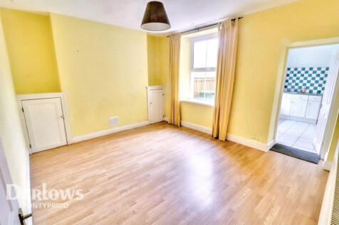 Cardiff Road, Pontypridd 3 bed terraced house for sale
