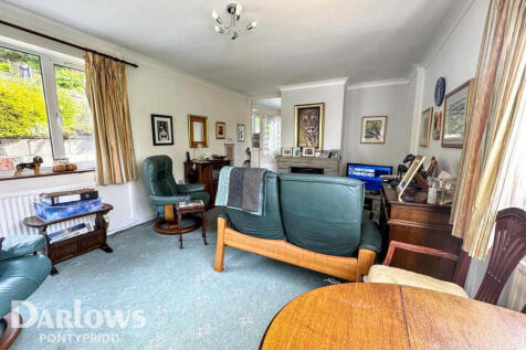 Rock Terrace, Pontypridd 3 bed detached bungalow for sale
