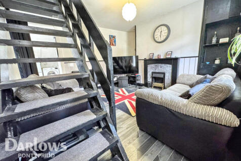 Rickards Street, Pontypridd 2 bed end of terrace house for sale