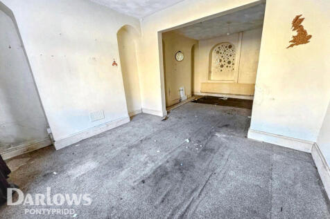 Woodfield Terrace, Mountain Ash 4 bed terraced house for sale