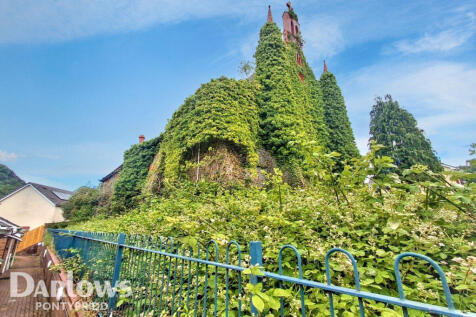 Dorothy Street, Pontypridd 3 bed property for sale